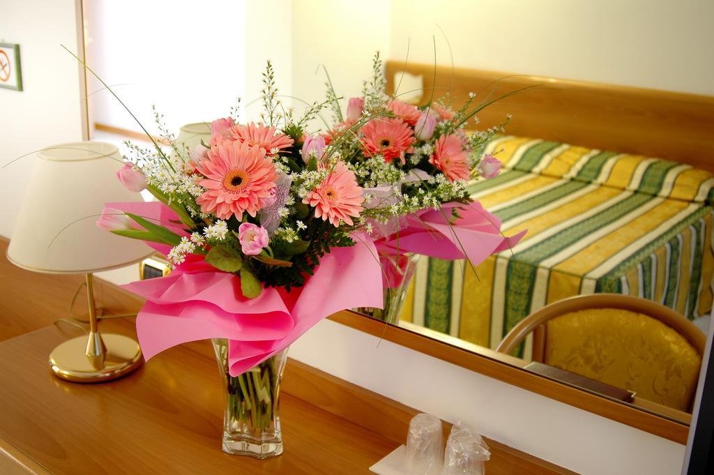 Hotel Capri Bardolino 3S 部屋 写真